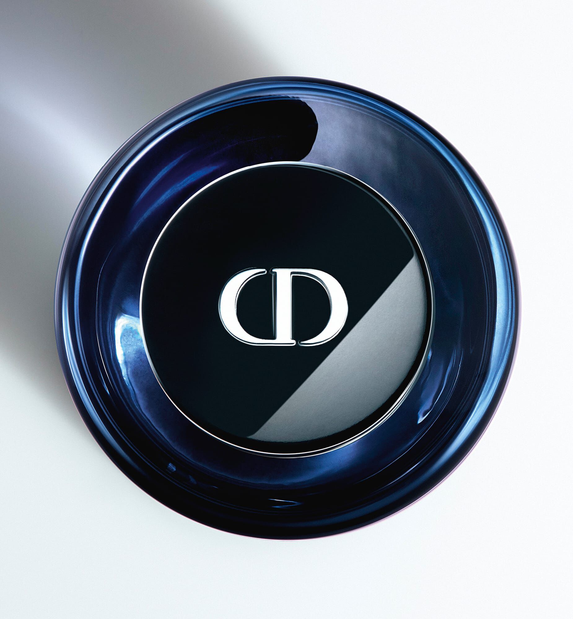 Sauvage Elixir: Rare and Intoxicating Men's Fragrance Elixir | DIOR