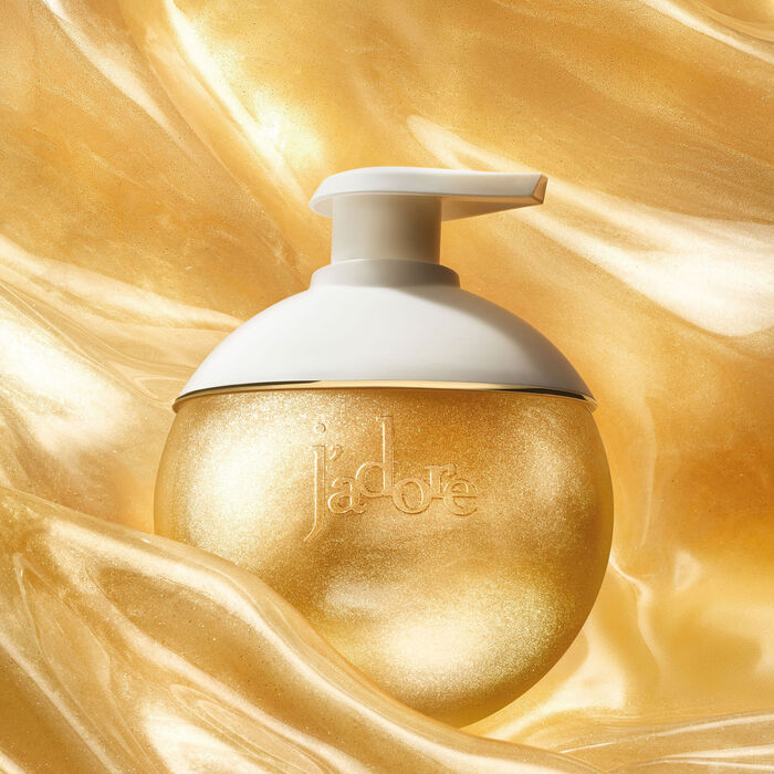 J’adore Les Adorables Shimmering Oil image number 1