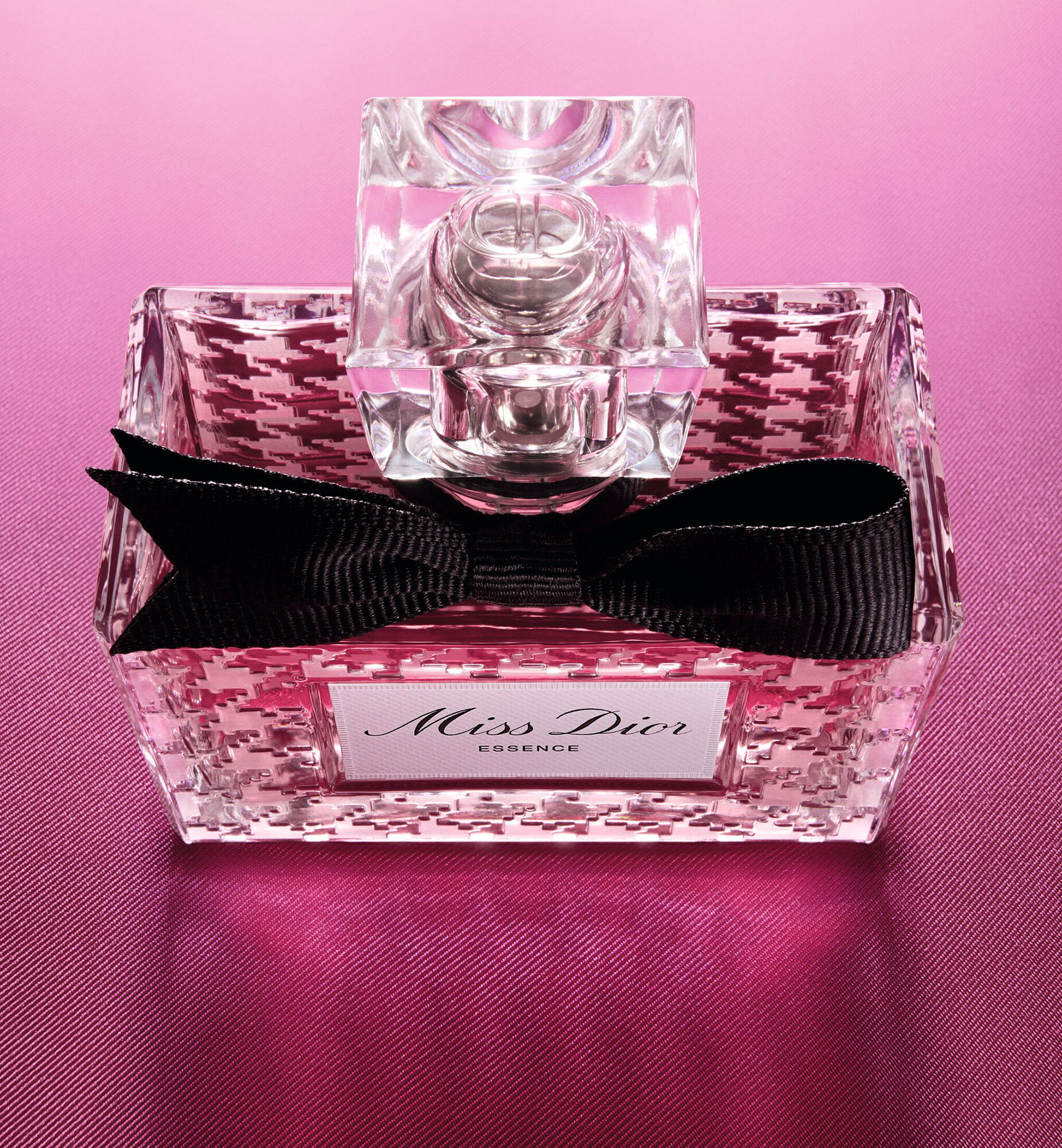 Miss Dior Essence | Dior ID