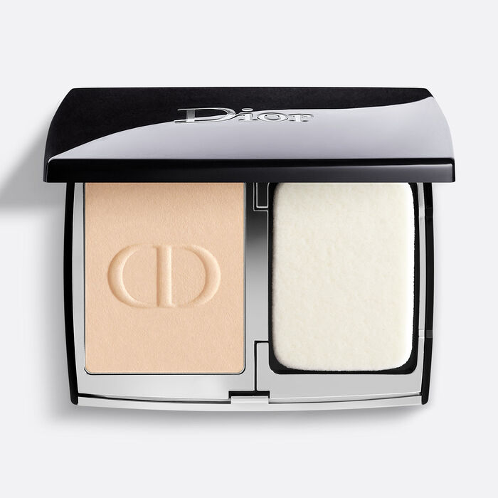 Компактна тональна пудра Dior Forever Natural Velvet | DIOR UA