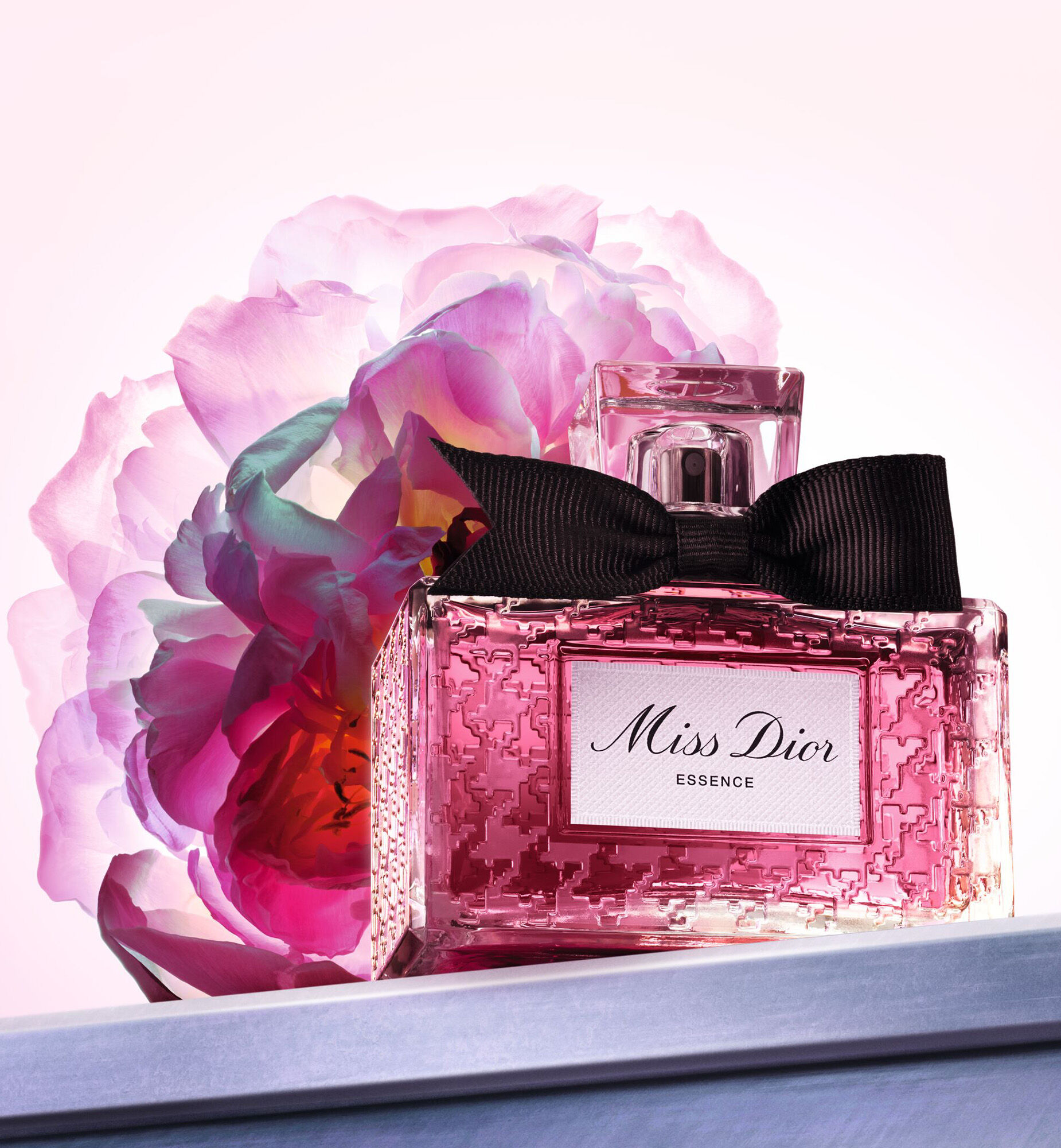 Miss Dior Essence | Dior ID