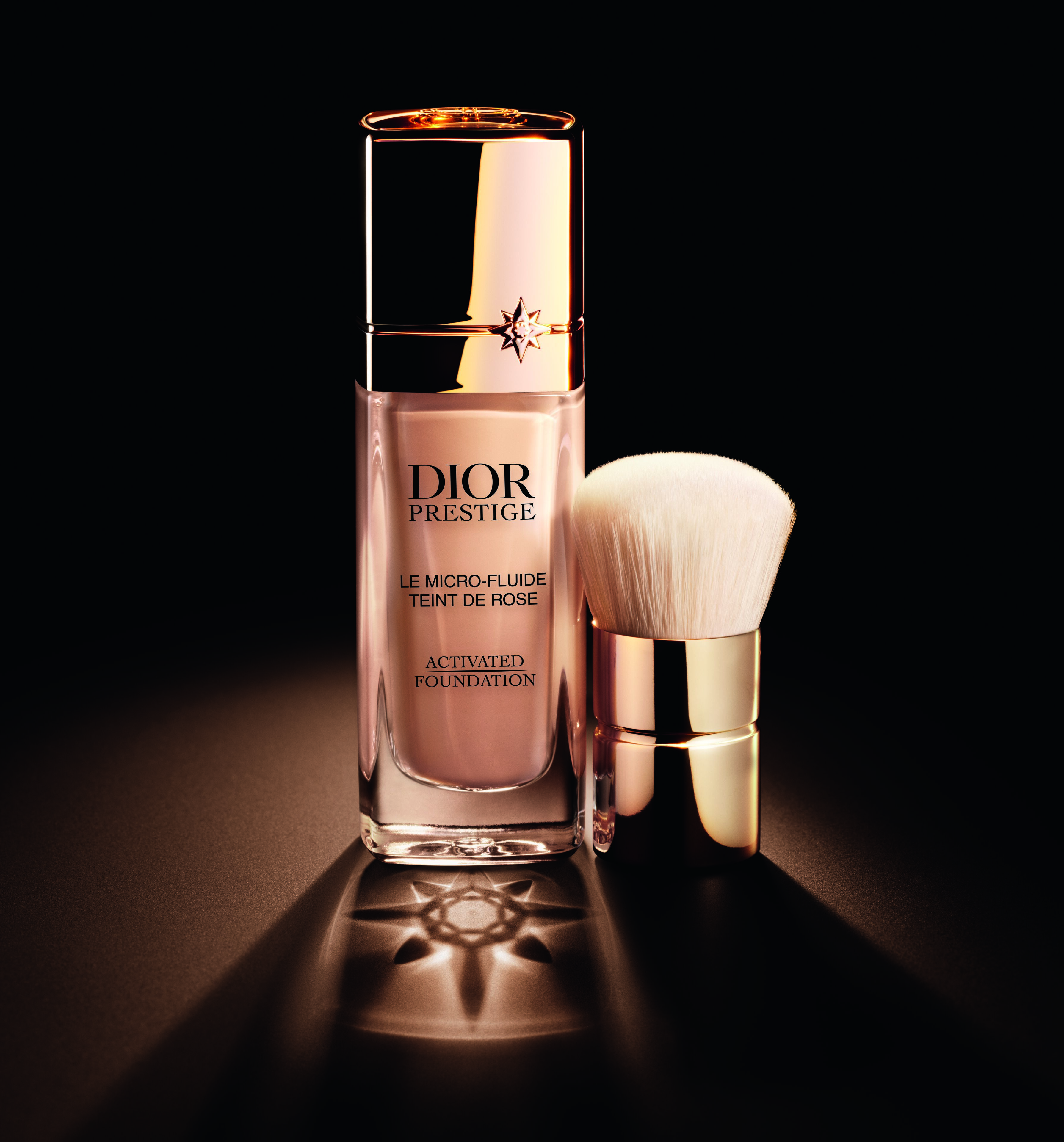 Dior Le Micro-FluideTeint de Rose ディオール Dior Prestige Le Micro-Fluide Teint de Rose | Dior ID